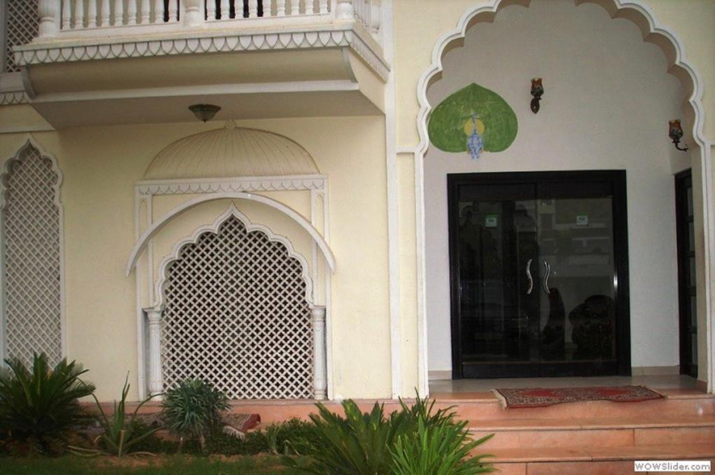 Hotel Malak Mahal Palace Джайпур Екстериор снимка